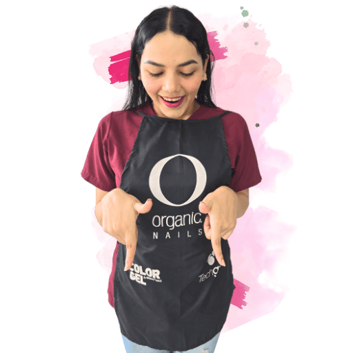 Andrea Sanchez Sky Nails Señalando abajo