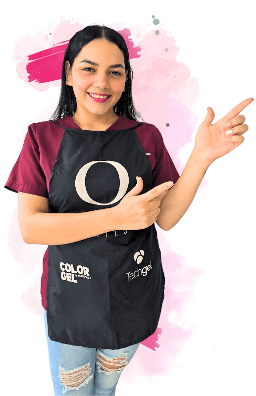 Andrea Sanchez Sky Nails Señalando derecha